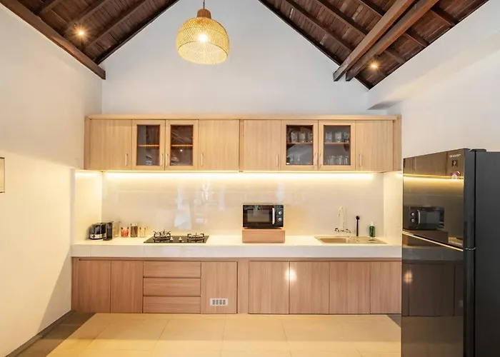 Family With Private Pool And Bbq In Holiday home Seminyak (Bali)