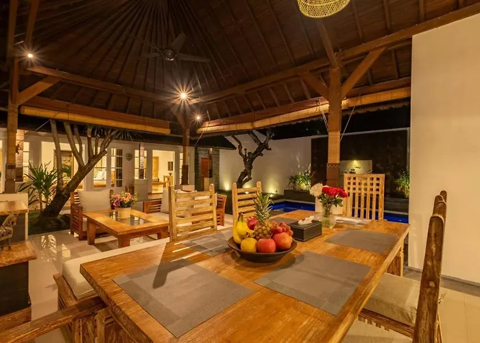 Family With Private Pool And Bbq In